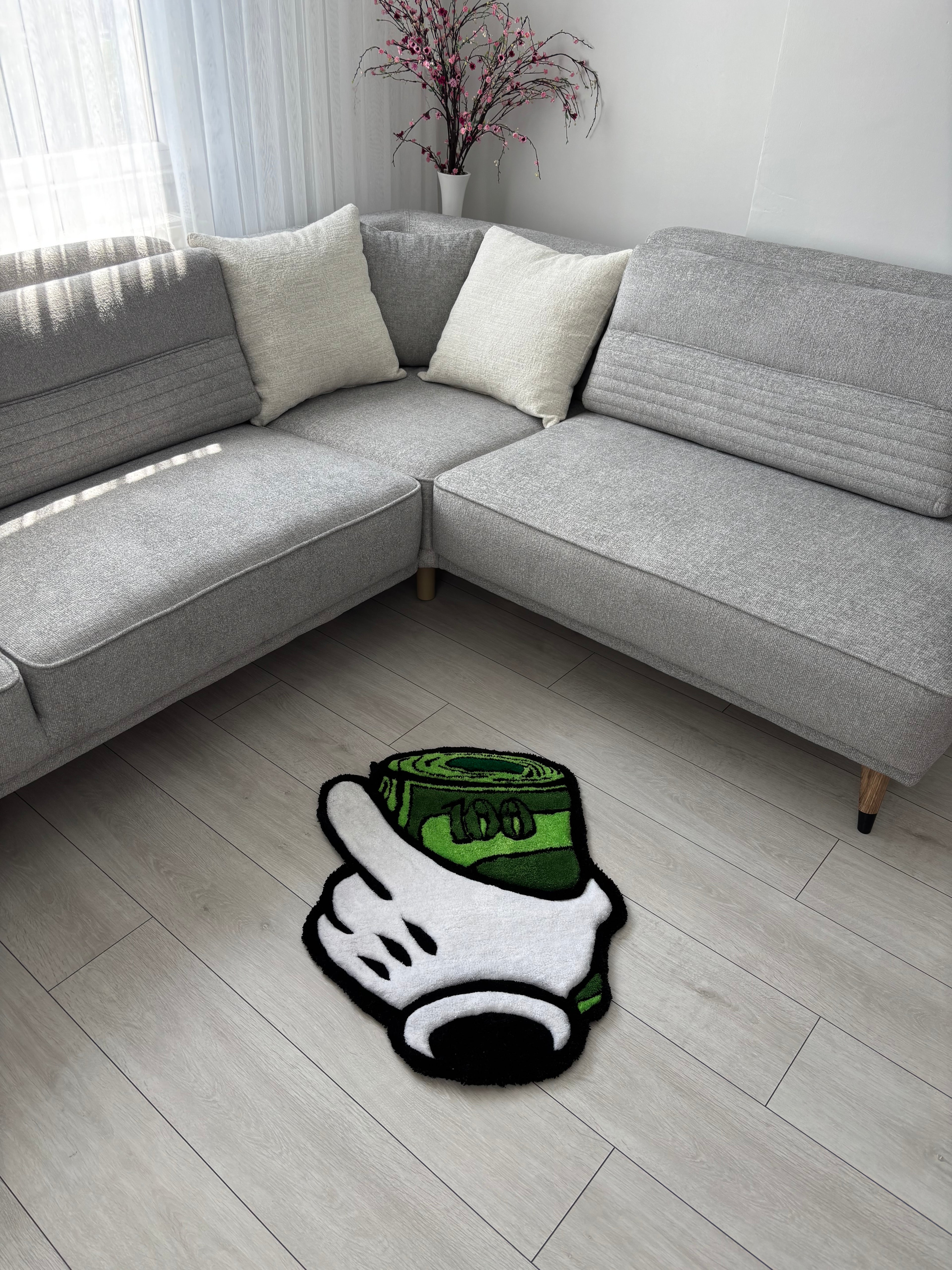 PuffRug - El Yapımı Tufting Halı "Money Mouse"