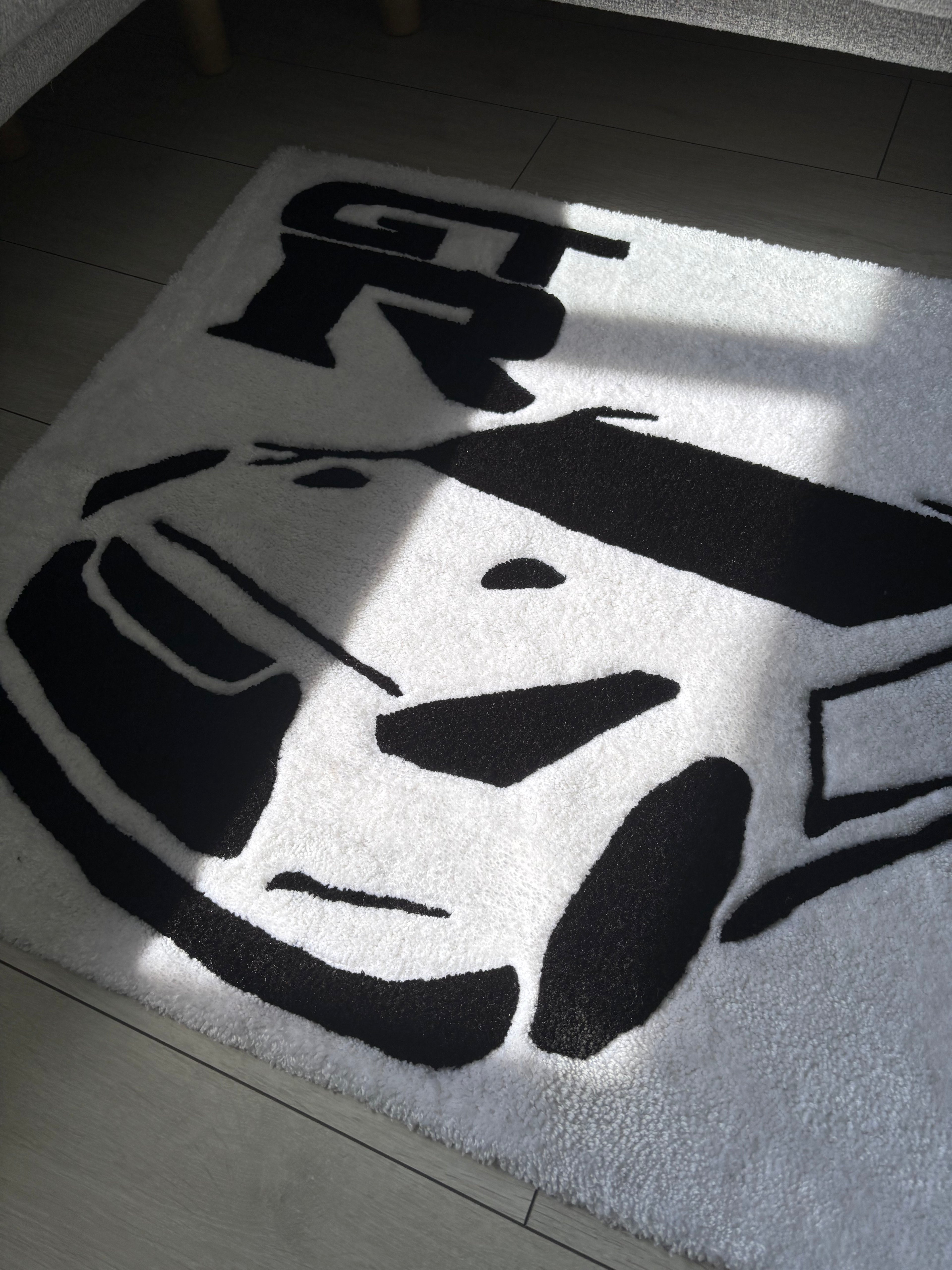 PuffRug - El Yapımı Tufting Halı "GTR Car"